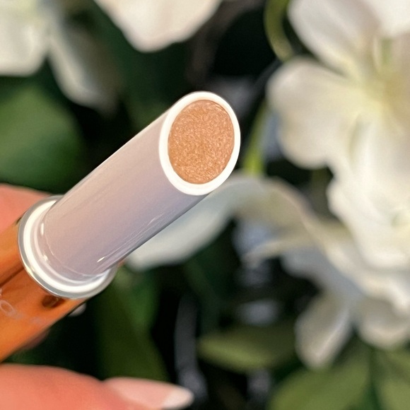 TARTE • MARACUJA JUICY GLOW HIGHLIGHTER • TOPAZ GLOW BRIGHTENER - Picture 7 of 7